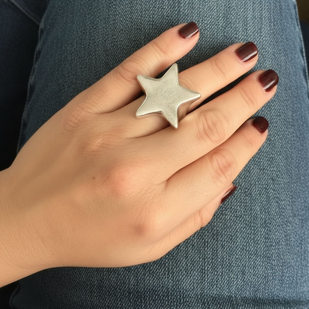 COOLSKIN SOLID STAR SILVER RING