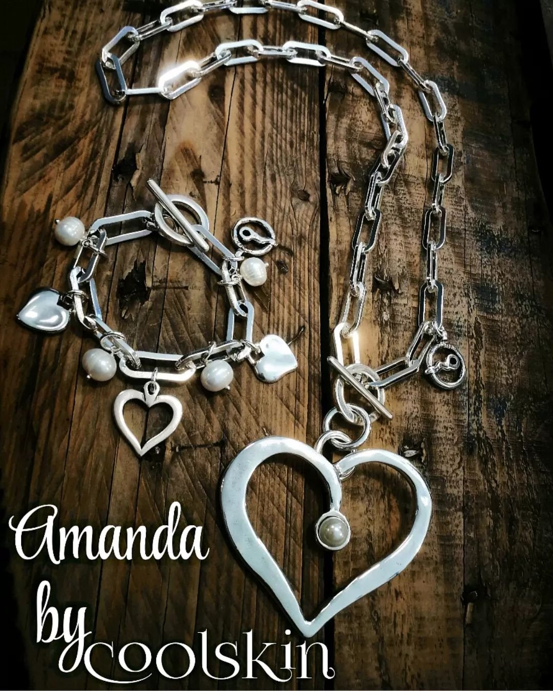 AMANDA SILVER PEARLS AND HEARTS BRACELET - Carol & Co Jewelry