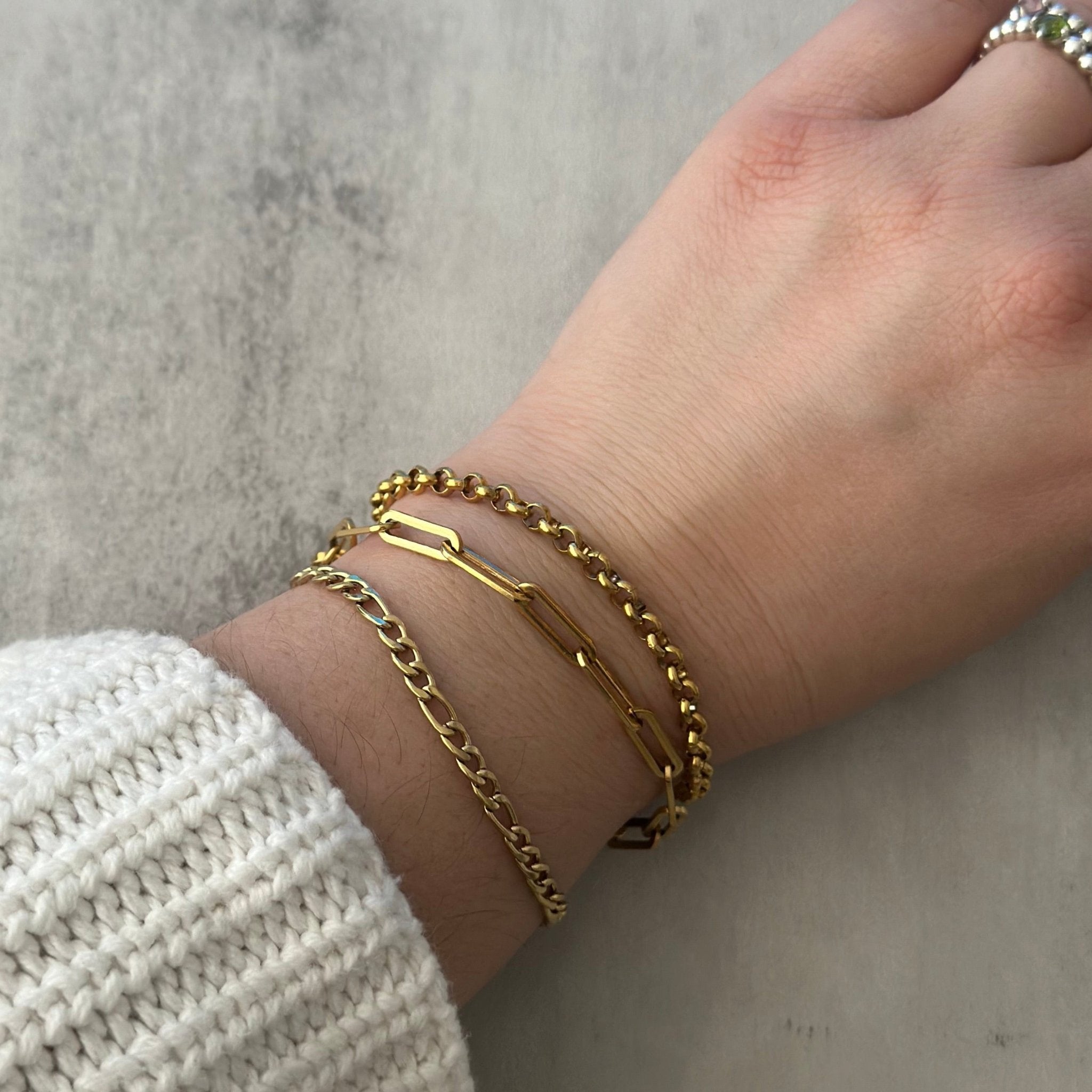 EME STAINLESS STEEL CHAIN BRACELET - Carol & Co Jewelry