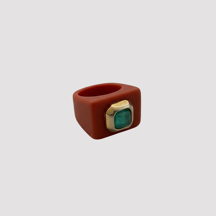 ÉMOLO RING WITH NATURAL STONES - CAMEL TERRA (SIZE 8)