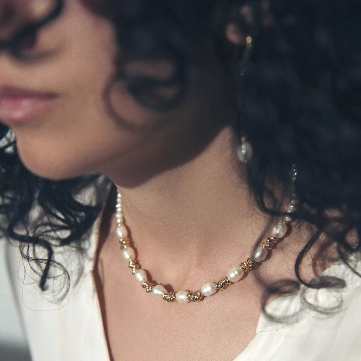 MANU COLLANE VENUS RONDELLE - Carol & Co Jewelry