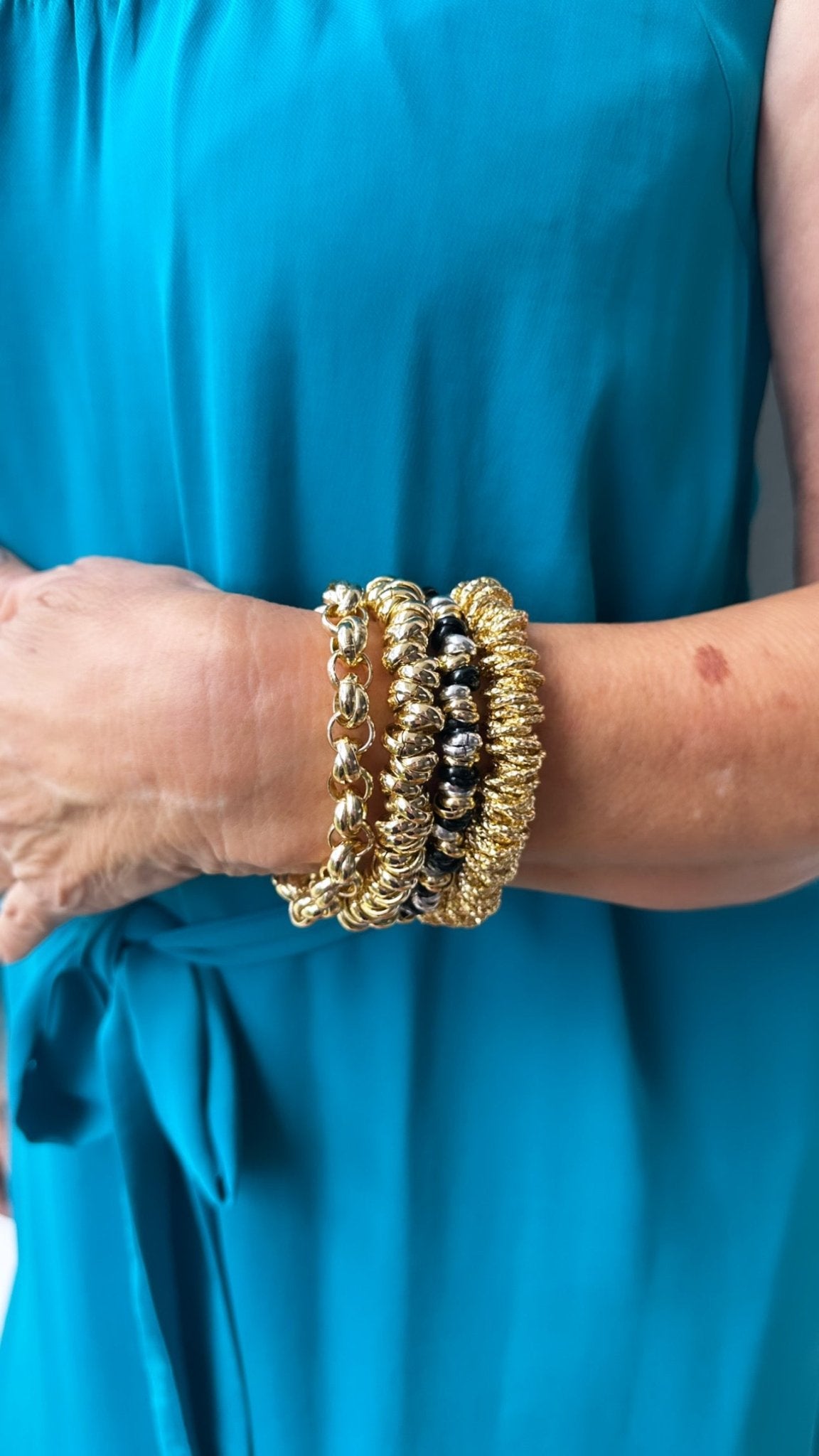 MANU RONDELLE SATINATO BRACELET - Carol & Co Jewelry