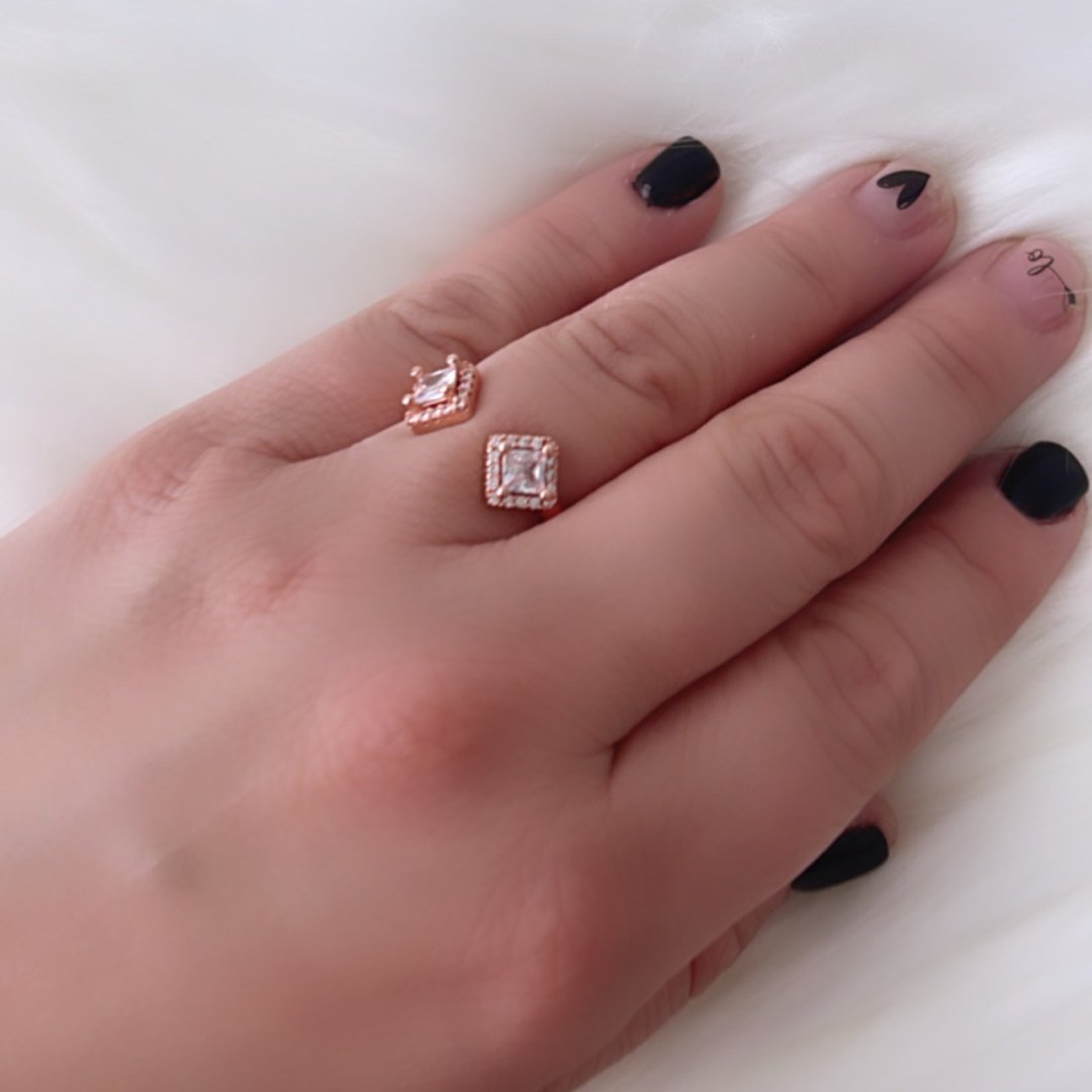 ROSE GOLD SQUARED OPEN RING - Carol & Co Jewelry