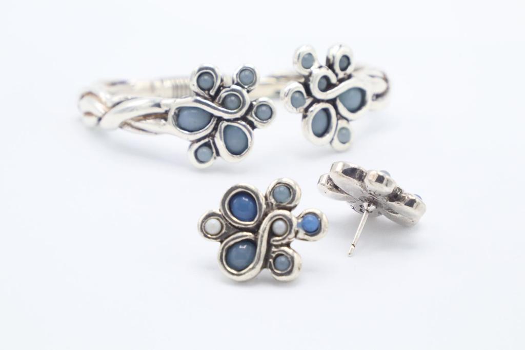 ROSETON RIGID CUFF BRACELET - Carol & Co Jewelry