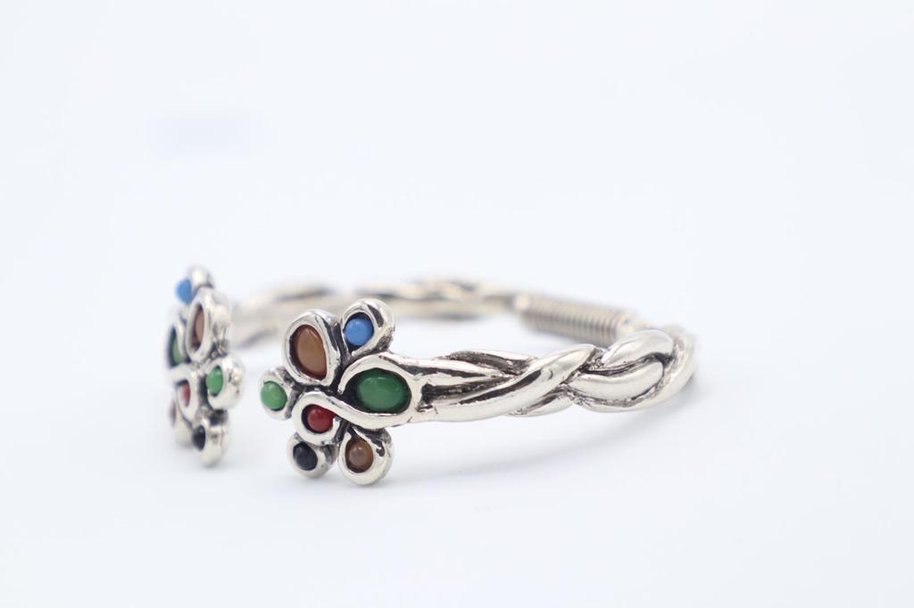 ROSETON RIGID CUFF BRACELET - Carol & Co Jewelry