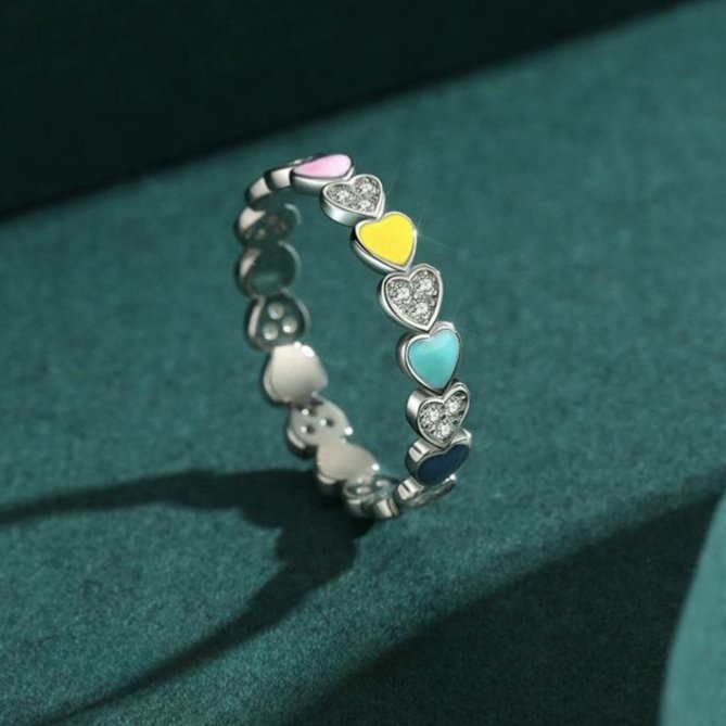 SPARKLING RAINBOW ENAMEL HEART RING - Carol & Co Jewelry
