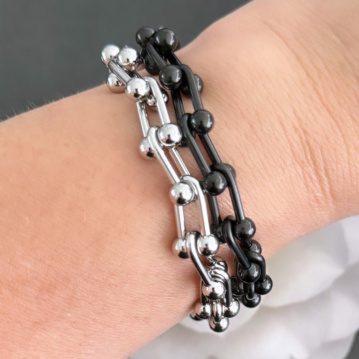 TIFFANY 10 MM STAINLESS STEEL LINK BRACELET - Carol & Co Jewelry