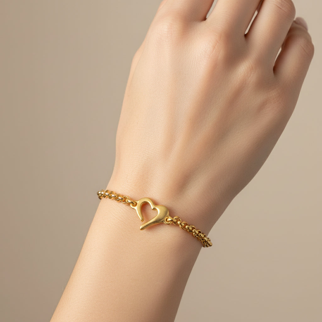 TRA-LA-RA CUORE SINGLE HEART ROLO CHAIN BRACELET - Carol & Co Jewelry