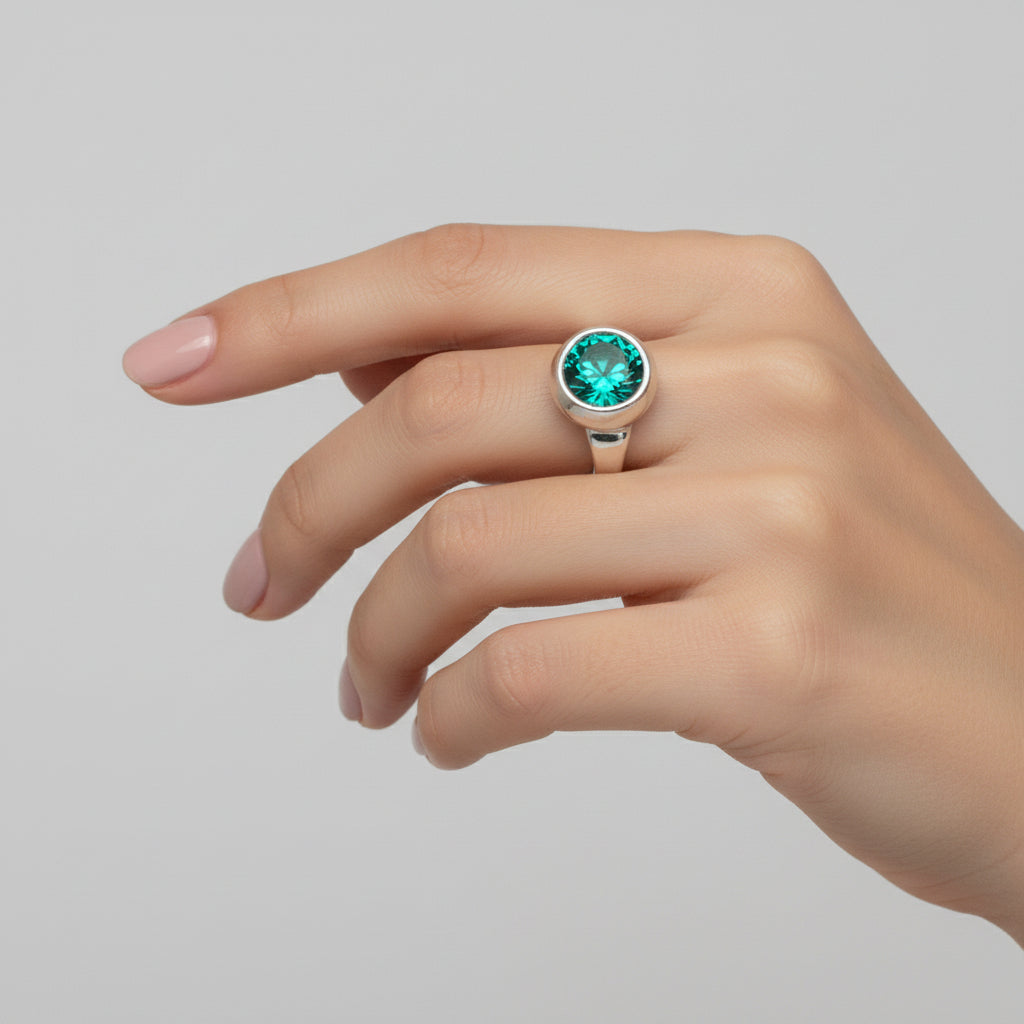 TRA-LA-RA DESTELLOS GREEN CRYSTAL ADJUSTABLE RING - Carol & Co Jewelry