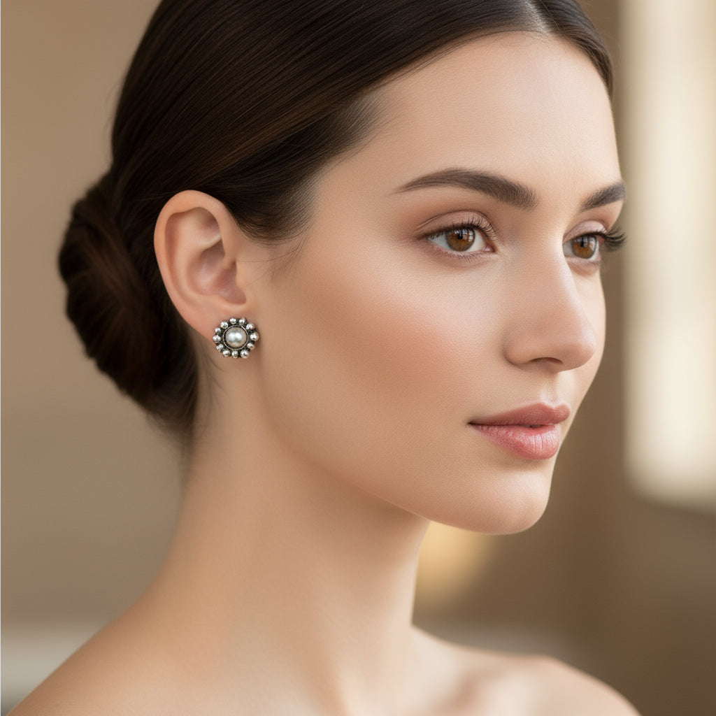 TRA-LA-RA GRECIA FLOWER STUD EARRING - Carol & Co Jewelry