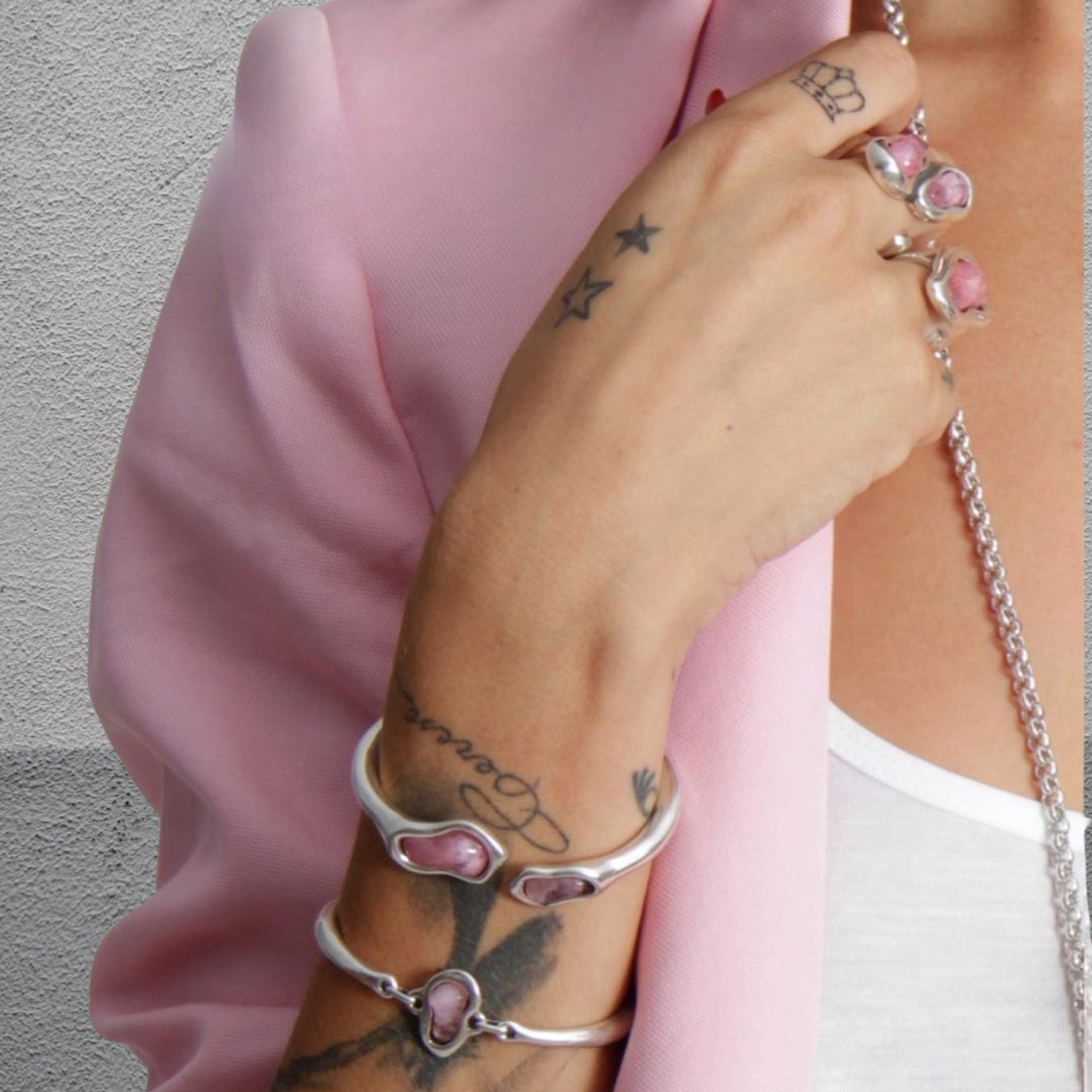 TRA-LA-RA LAGRIMA PINK CUFF BRACELET - Carol & Co Jewelry