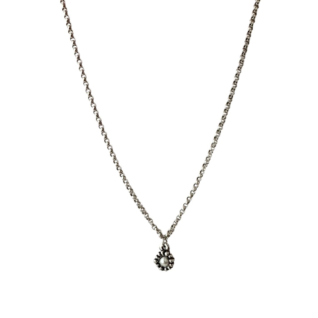 TRA-LA-RA SINGLE FLOWER GRECIA CHAIN NECKLACE - Carol & Co Jewelry