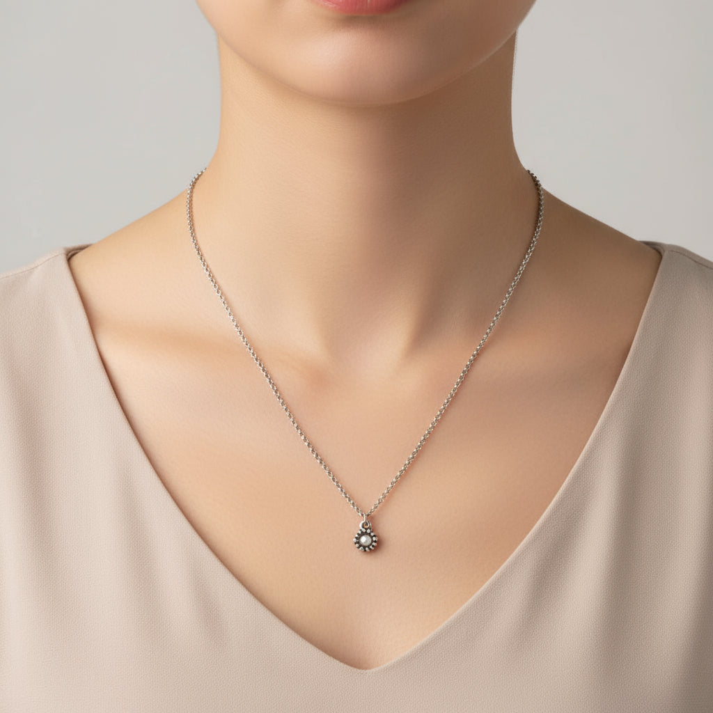 TRA-LA-RA SINGLE FLOWER GRECIA CHAIN NECKLACE - Carol & Co Jewelry