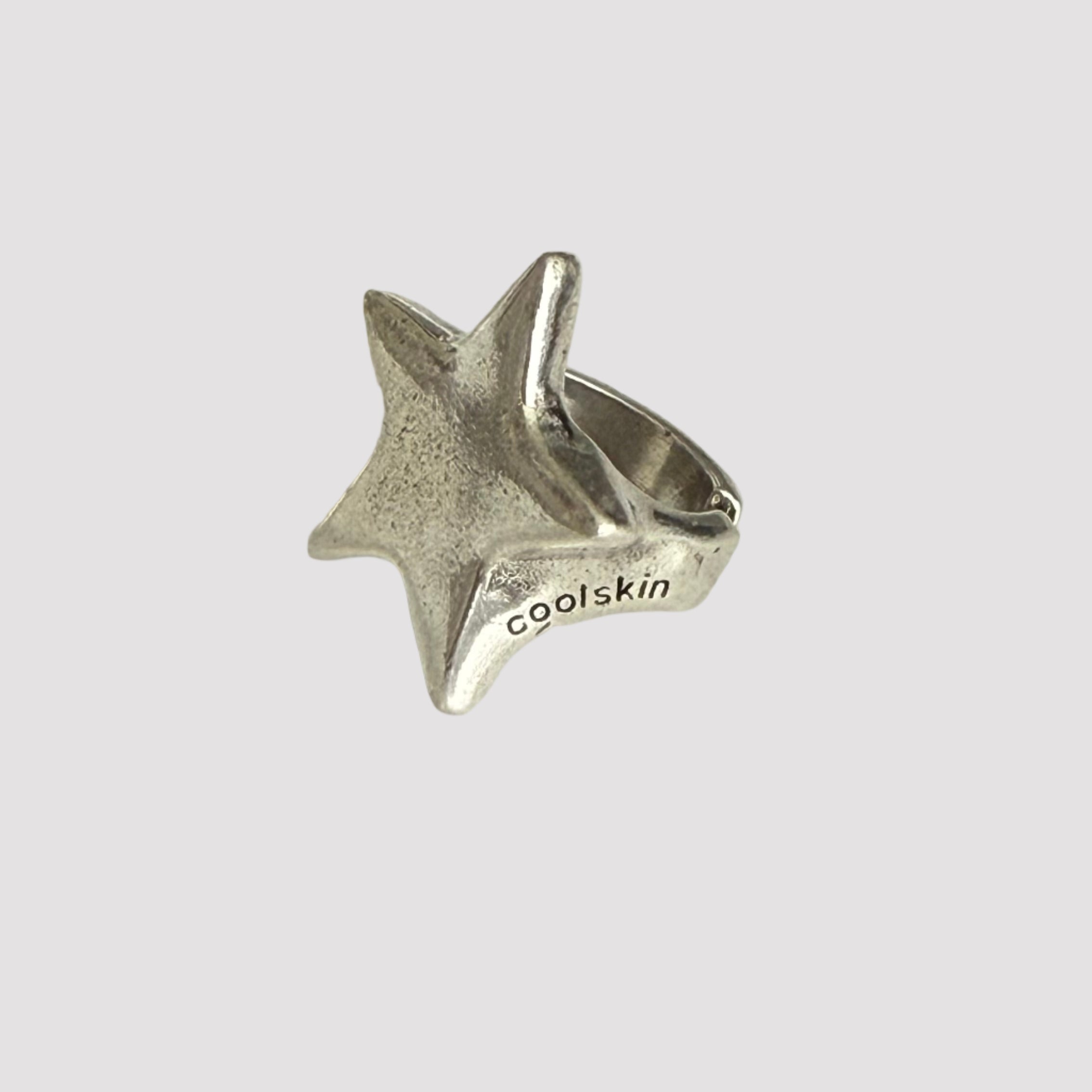 COOLSKIN SOLID STAR SILVER RING