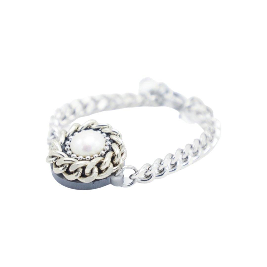 B.E. WHITE PEARL BRACELET - Carol & Co Jewelry