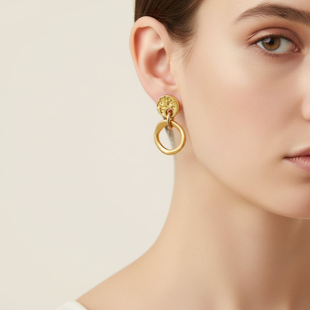 ESLABONES GOLD EARRINGS - Carol & Co Jewelry