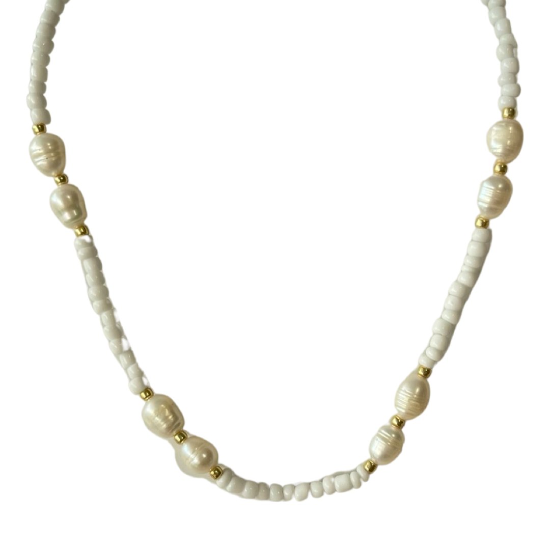 MANU FUERTE PEARL NECKLACE - Carol & Co Jewelry