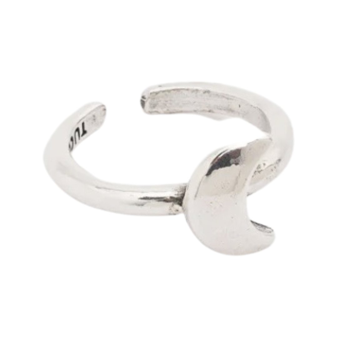 TUCCO SOLID HALF-MOON ADJUSTABLE RING - Carol & Co Jewelry